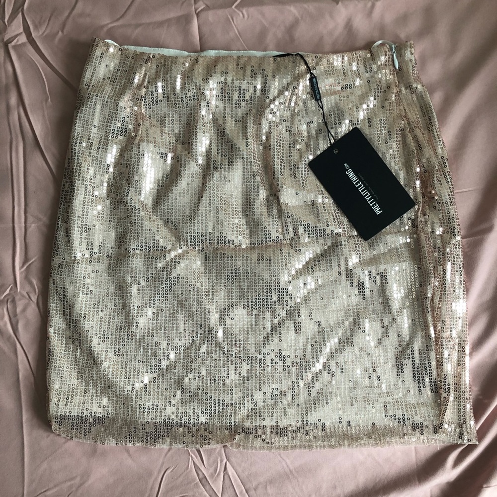 Mini sequence skirt